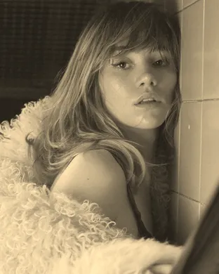 Suki Waterhouse Salt Lake City